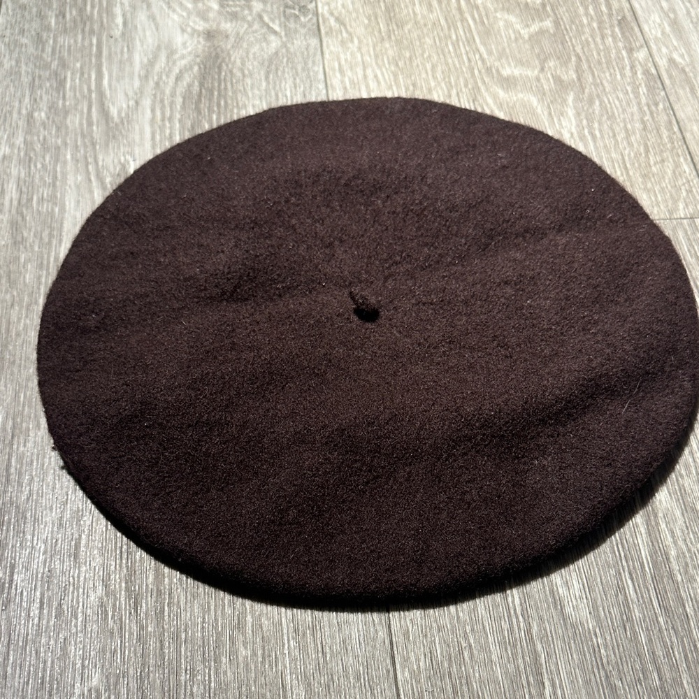 Classic Brown Wool Beret